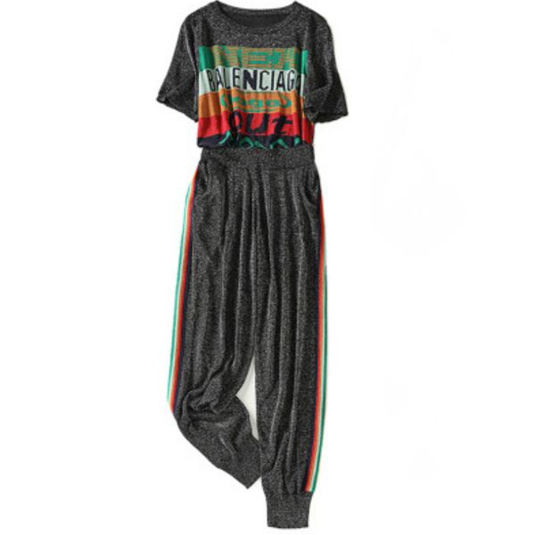 2020 womens two pieces outfit ice silk knitted tracksuits letter short-sleeved t-shirt + sports pants suit new wholesale, White
2020 womens two pieces outfit ice silk knitted tracksuits letter short-sleeved t-shirt + sports pants suit new wholesale, White