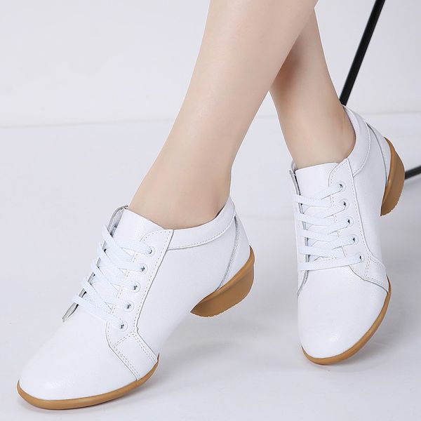 2020 winter women platform shoes female genuine leather lace up flat oxfords shoes for women middle heel dance, Black
2020 winter women platform shoes female genuine leather lace up flat oxfords shoes for women middle heel dance, Black