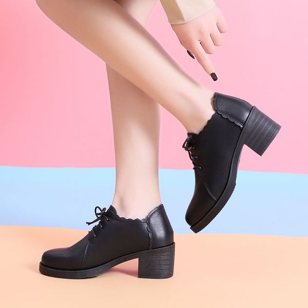 женщины классический круглый toe черный pu кожа весна узелок обувь леди рост увеличенная комфорт стильный короткие ботильоны g6399, Black
женщины классический круглый toe черный pu кожа весна узелок обувь леди рост увеличенная комфорт стильный короткие ботильоны g6399, Black