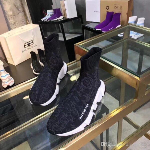 men's and women's fashion casual sports shoes, high-end socks shoes, selling couplead, Red;white
men's and women's fashion casual sports shoes, high-end socks shoes, selling couplead, Red;white