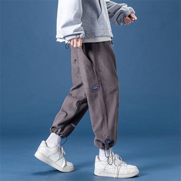 streetwear hip hop drawstring брюки штаны мужчины женщина буквенных вышивка бегуны брюки повседневный sweatpants мужской гарем beam f, Black
streetwear hip hop drawstring брюки штаны мужчины женщина буквенных вышивка бегуны брюки повседневный sweatpants мужской гарем beam f, Black