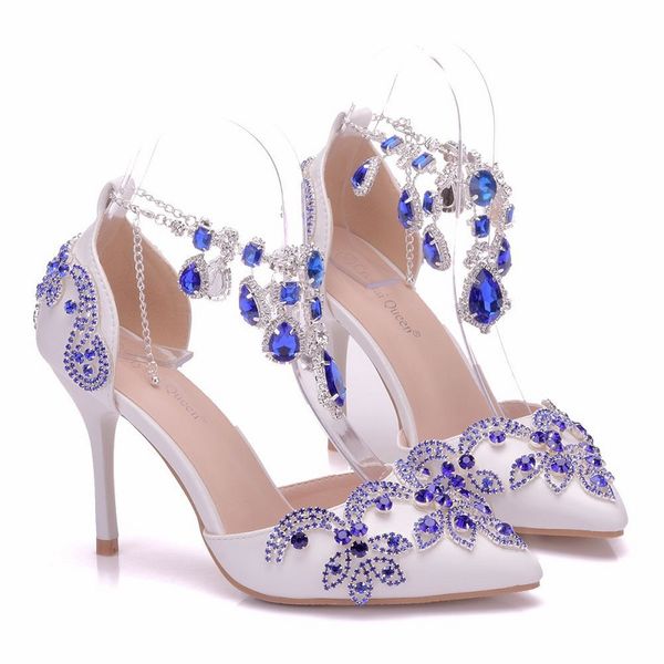 2020 spring and summer new fashion large size stiletto heels pointed buckle side empty single shoes women's sandals, Black
2020 spring and summer new fashion large size stiletto heels pointed buckle side empty single shoes women's sandals, Black