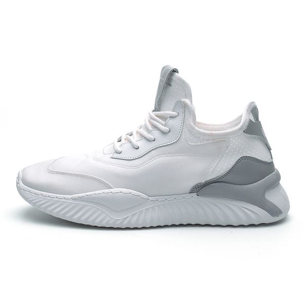2020 running shoes men lightweight men shoes breathable mesh footwear sport sneakers male comfort
2020 running shoes men lightweight men shoes breathable mesh footwear sport sneakers male comfort