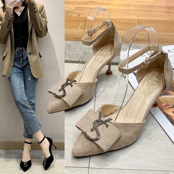 2020 elegant metal buckle show thin women's sandals solid leather pointed toe fashion brand high heels women shoes, Black
2020 elegant metal buckle show thin women's sandals solid leather pointed toe fashion brand high heels women shoes, Black