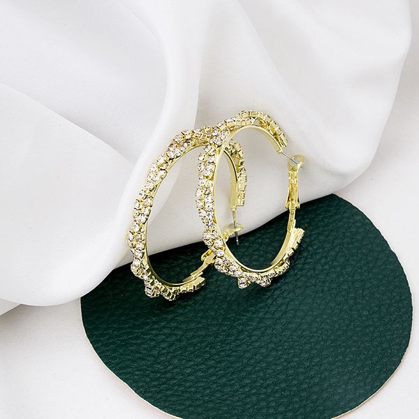 bling bling rhinestone twisted cricle big earrings for women gold color metal hollow out geometric hoop earrings party jewelry, Golden;silver
bling bling rhinestone twisted cricle big earrings for women gold color metal hollow out geometric hoop earrings party jewelry, Golden;silver