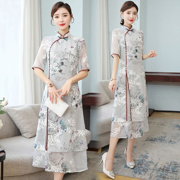 2020 большой размер cheongsam женская одежда лето новый модифицированный вышитые cheongsam китайский стиль жира мм похудение живота покрытие, Black;gray
2020 большой размер cheongsam женская одежда лето новый модифицированный вышитые cheongsam китайский стиль жира мм похудение живота покрытие, Black;gray