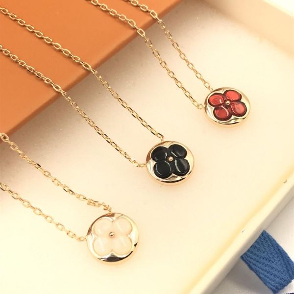new four-leaf flower three-color optional fashion designer jewelry luxury designer jewelry women designer necklace, Silver
new four-leaf flower three-color optional fashion designer jewelry luxury designer jewelry women designer necklace, Silver