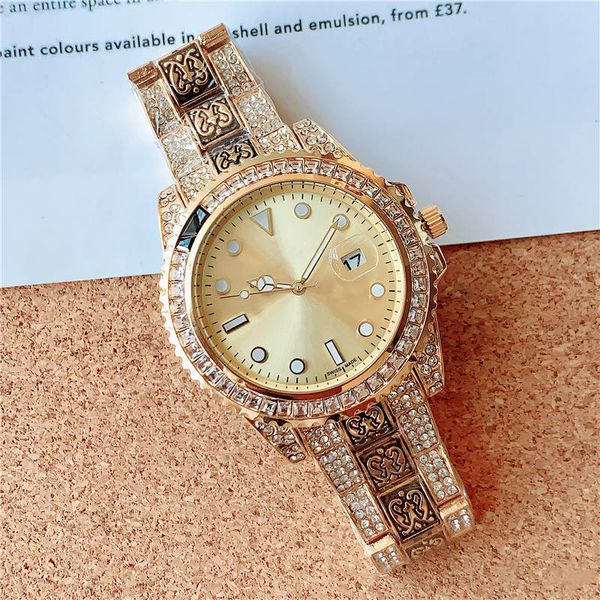 fashion men gold watch engraved case full diamond iced out watches designer stainless steel quartz movement male sport wristwatch clock, Slivery;brown
fashion men gold watch engraved case full diamond iced out watches designer stainless steel quartz movement male sport wristwatch clock, Slivery;brown