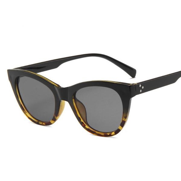 classic cat retro eye woman leonlion mujer sol luxury woman small men lentes vintage de sunglasses brand wxgez bdegarden, White;black
classic cat retro eye woman leonlion mujer sol luxury woman small men lentes vintage de sunglasses brand wxgez bdegarden, White;black