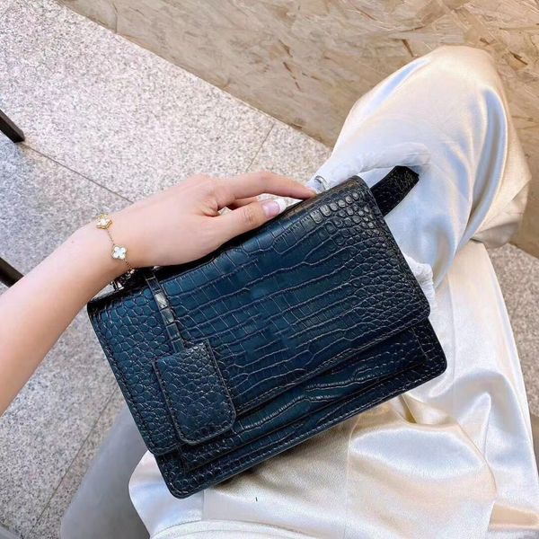 3a classic wallet handbag ladies fashion clutch bag soft leather fold messenger bag fannypack handbag with box wholesale
3a classic wallet handbag ladies fashion clutch bag soft leather fold messenger bag fannypack handbag with box wholesale