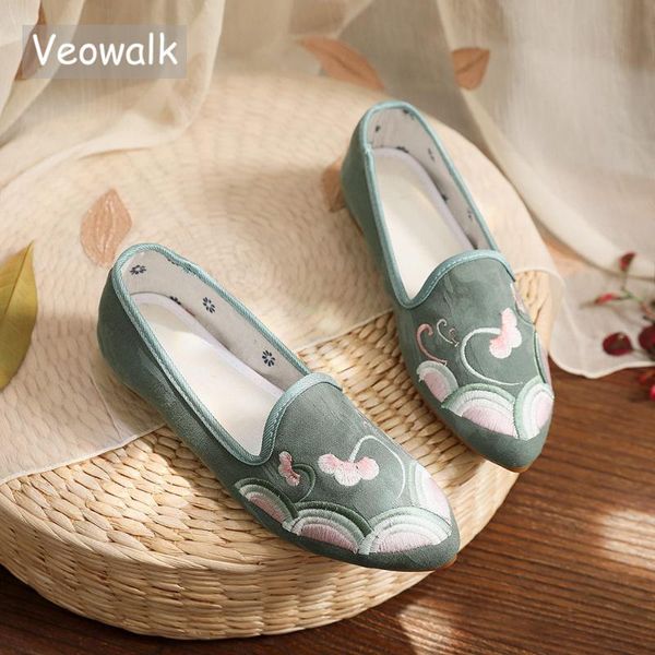 veowalk flower embroidered women cotton fabric pointed toe flat shoes comfortable slip on flats ladies chinese style shoes, Black
veowalk flower embroidered women cotton fabric pointed toe flat shoes comfortable slip on flats ladies chinese style shoes, Black