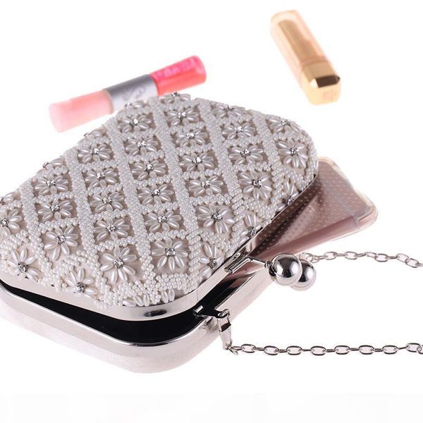 designernew women's square dinner bag dress evening party and wedding bag pearl diamonds hand shell clucth
designernew women's square dinner bag dress evening party and wedding bag pearl diamonds hand shell clucth