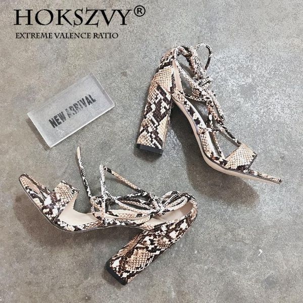 2020 summer new hollow women's sandals cross strap leopard thick heel heel sandals women's shoes wild models zl, Black
2020 summer new hollow women's sandals cross strap leopard thick heel heel sandals women's shoes wild models zl, Black