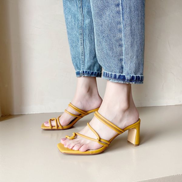 elegant genuine leather slippers for women summer open-toed high heels sandals wedding working shoes woman heels, Black
elegant genuine leather slippers for women summer open-toed high heels sandals wedding working shoes woman heels, Black