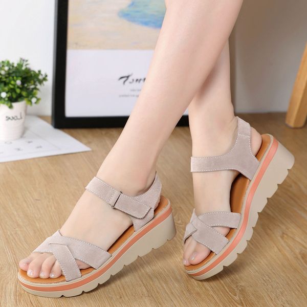 peep toe металлические украшения платформы клинья сандалии женщин основные сплошные женская обувь med повседневные летние передние задние ре, Black
peep toe металлические украшения платформы клинья сандалии женщин основные сплошные женская обувь med повседневные летние передние задние ре, Black