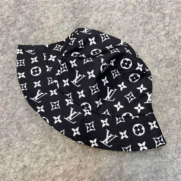 2020ss new fashion baseball cap logo fisherman brim football bucket hat casual ladies men sun hats, Blue;gray
2020ss new fashion baseball cap logo fisherman brim football bucket hat casual ladies men sun hats, Blue;gray