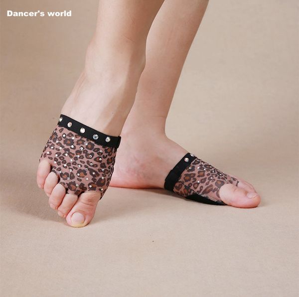 wholesale belly dance foot thong dance shoes foot half sun diamond decorated size 34 - 41 (us3.5 - 10.5) s,m,l,xl, Black;red
wholesale belly dance foot thong dance shoes foot half sun diamond decorated size 34 - 41 (us3.5 - 10.5) s,m,l,xl, Black;red