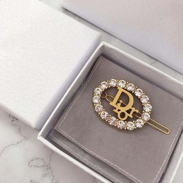 explosive fashion letter hollow diamond designer hairpin luxury designer jewelry women hairpin
explosive fashion letter hollow diamond designer hairpin luxury designer jewelry women hairpin