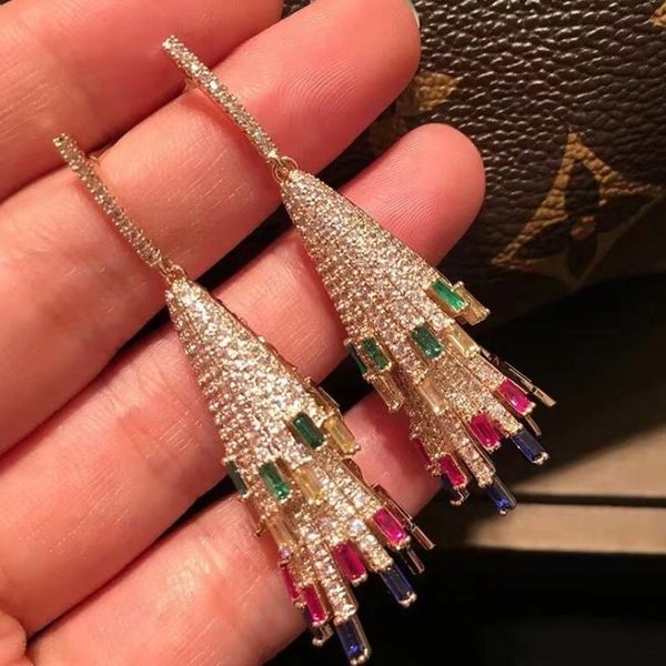 Silver color diamond Round Earrings
Silver color diamond Round Earrings