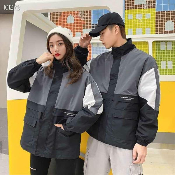 men patchwork bomber jackets windbreaker 2020 mens streetwear hip hop jackets and coats male vintage hooded jackets 5658, Black;brown
men patchwork bomber jackets windbreaker 2020 mens streetwear hip hop jackets and coats male vintage hooded jackets 5658, Black;brown