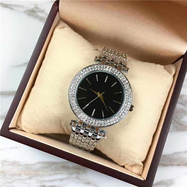 20 fashion brand women quartz watch nice rose gold/silver drop shipping lady party watches fashion shine diamonds, Slivery;brown
20 fashion brand women quartz watch nice rose gold/silver drop shipping lady party watches fashion shine diamonds, Slivery;brown