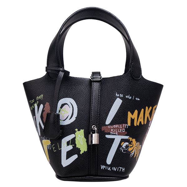 feminine bolsa luxury bags for women brand handbag small capacity shoulder bag females tote messenger bags crossbody
feminine bolsa luxury bags for women brand handbag small capacity shoulder bag females tote messenger bags crossbody