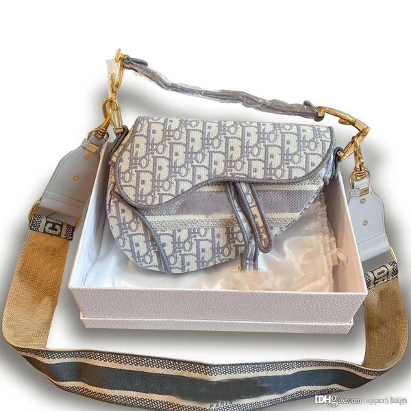 classic remake saddle bag women handbags purses shoulder bags european and american fashion charm come with box
classic remake saddle bag women handbags purses shoulder bags european and american fashion charm come with box