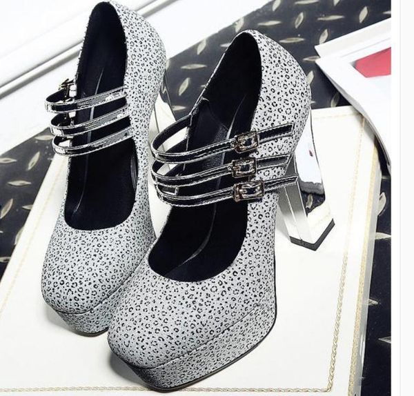 2020 spring and autumn with new style fashion high heel coarse heel round head waterproof table women's shoes@zx18, Black
2020 spring and autumn with new style fashion high heel coarse heel round head waterproof table women's shoes@zx18, Black