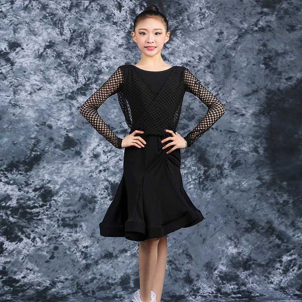 latin dance clothes children's samba dance practice dress girls mesh long sleeves backless big swing dresses stage wear dl6188, Black;red
latin dance clothes children's samba dance practice dress girls mesh long sleeves backless big swing dresses stage wear dl6188, Black;red