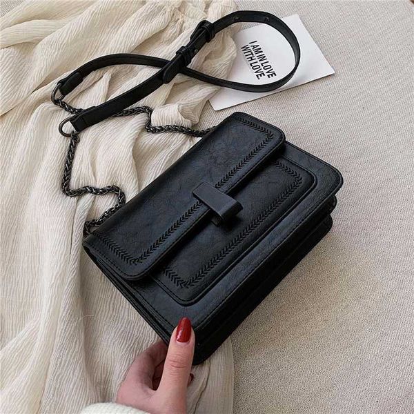 vintage fashion square crossbody bag 2020 new pu leather women's designer handbag lock chain shoulder messenger bag
vintage fashion square crossbody bag 2020 new pu leather women's designer handbag lock chain shoulder messenger bag