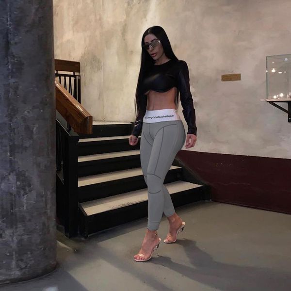 e-baihui 2021 european and american autumn new women's clothing letter printed high-waist trousers hip-lifting leggings p1735315, Black;white
e-baihui 2021 european and american autumn new women's clothing letter printed high-waist trousers hip-lifting leggings p1735315, Black;white