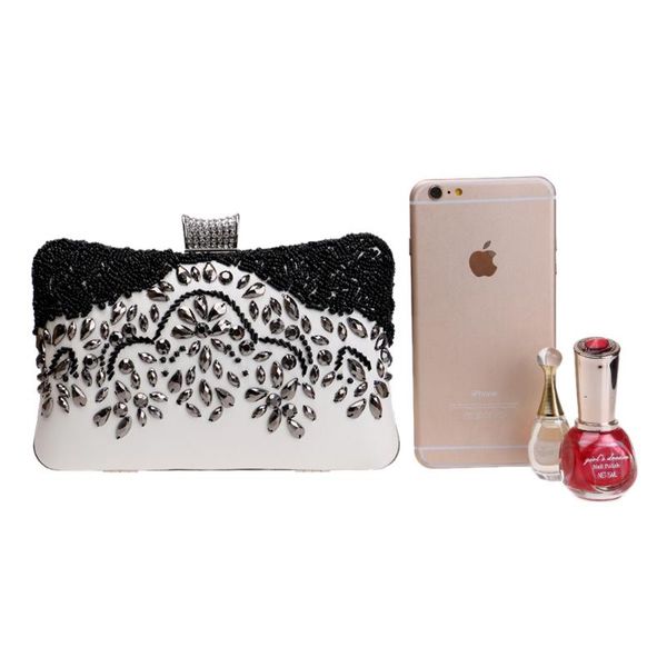evening bags european and american classic luxury banquet lady hand bag heavy embroidered miss exquisite dinner
evening bags european and american classic luxury banquet lady hand bag heavy embroidered miss exquisite dinner