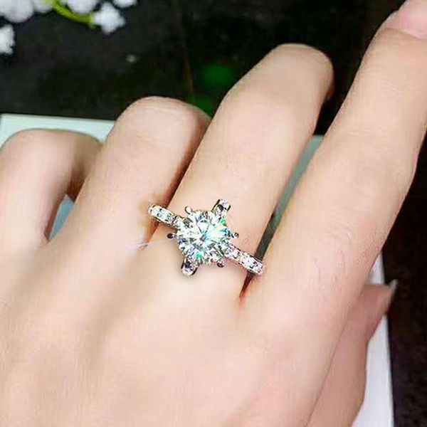 Junerain Brand Designer Big Round Cubic Zirconia Women Jewelry Ring Three-dimensional Shape Design Cross Paved CZ Trendy Female Ring
Junerain Brand Designer Big Round Cubic Zirconia Women Jewelry Ring Three-dimensional Shape Design Cross Paved CZ Trendy Female Ring