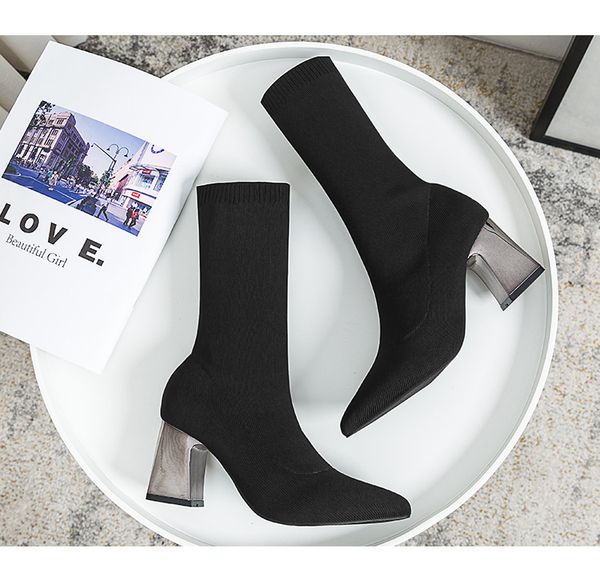 2020 autumn and winter new fashion design women boots women's med heel boots simple design black colors size 34 to 40 b9508
2020 autumn and winter new fashion design women boots women's med heel boots simple design black colors size 34 to 40 b9508