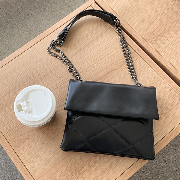 high-quality bag female 2020 new ins fashion wild black diamond chain shoulder messenger bags crossbody bags for women
high-quality bag female 2020 new ins fashion wild black diamond chain shoulder messenger bags crossbody bags for women