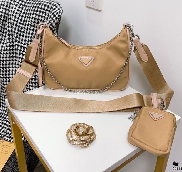 дизайнер-конструктор brand hobo bag double set классический роскошные аксессуары ткань сумки на ремне, высокое качество металла цепи tote ра 
дизайнер-конструктор brand hobo bag double set классический роскошные аксессуары ткань сумки на ремне, высокое качество металла цепи tote ра