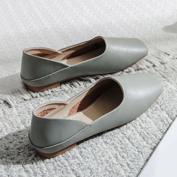 women's flats summer soft pu leather ladies casual shoes fashion woman footwear female sandals comfortable low heels flats 2020, Black
women's flats summer soft pu leather ladies casual shoes fashion woman footwear female sandals comfortable low heels flats 2020, Black