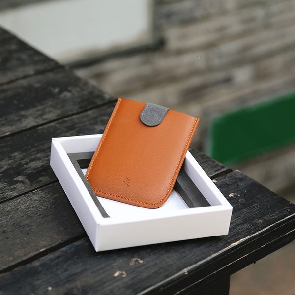 2020 new mini card holder dax v2 slim portable paper holder pulled design men wallet color slope 5 cards short money women purse, Silver
2020 new mini card holder dax v2 slim portable paper holder pulled design men wallet color slope 5 cards short money women purse, Silver