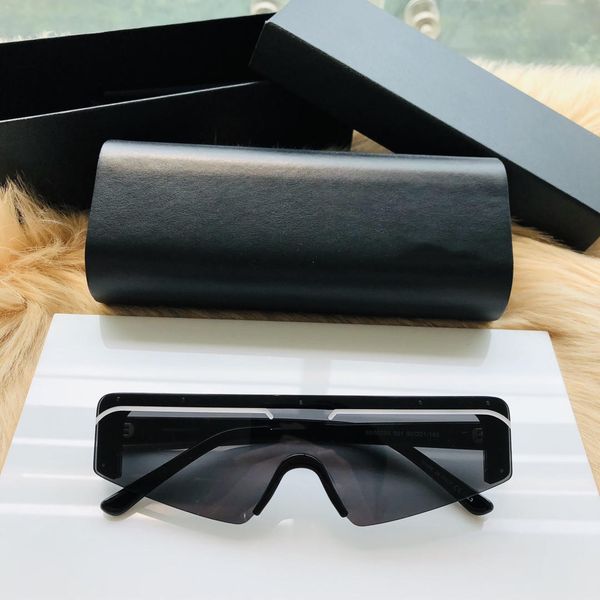0003 new selling glasses charming eye sunglasses for womens trend style uv400 lens eyewear, White;black
0003 new selling glasses charming eye sunglasses for womens trend style uv400 lens eyewear, White;black