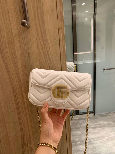 девушки роскошная сумки на ремне женщины роскошные сумки lady totes мода креста тела марка высокого качества сумки 16,5 * 10cm 20062609ce
девушки роскошная сумки на ремне женщины роскошные сумки lady totes мода креста тела марка высокого качества сумки 16,5 * 10cm 20062609ce