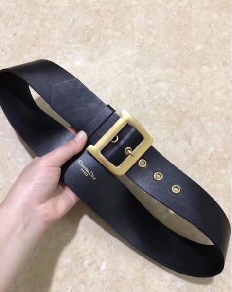 2019 new designer model belts men women jeans belts for men women metal buckle with the 105cm-125cm size with2222, Black;brown
2019 new designer model belts men women jeans belts for men women metal buckle with the 105cm-125cm size with2222, Black;brown