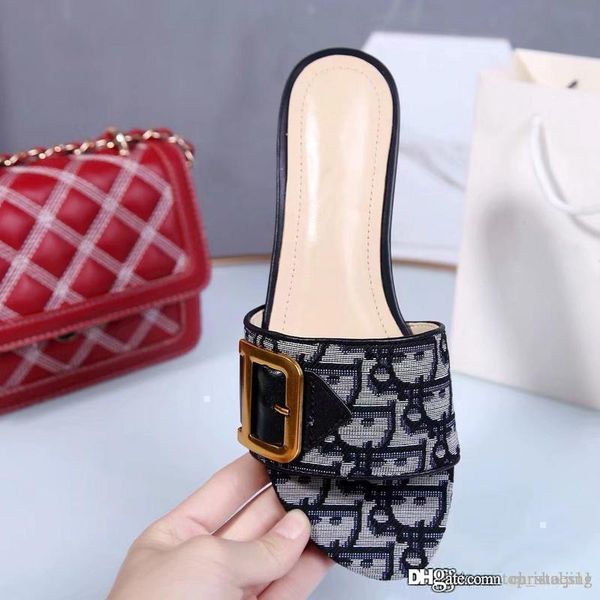 european high brand women slippers flat sandals summer european designer outdoor beach fashion causal metal buckle strap slippers with box, Black
european high brand women slippers flat sandals summer european designer outdoor beach fashion causal metal buckle strap slippers with box, Black
