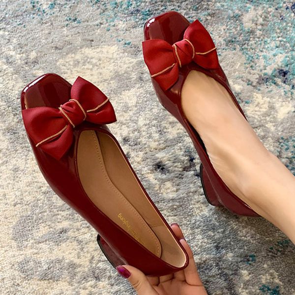 bow-knot japanned leather loafers women large size 36-45 ballerina flats women chunky heels square toe moccasins shoes2020, Black
bow-knot japanned leather loafers women large size 36-45 ballerina flats women chunky heels square toe moccasins shoes2020, Black