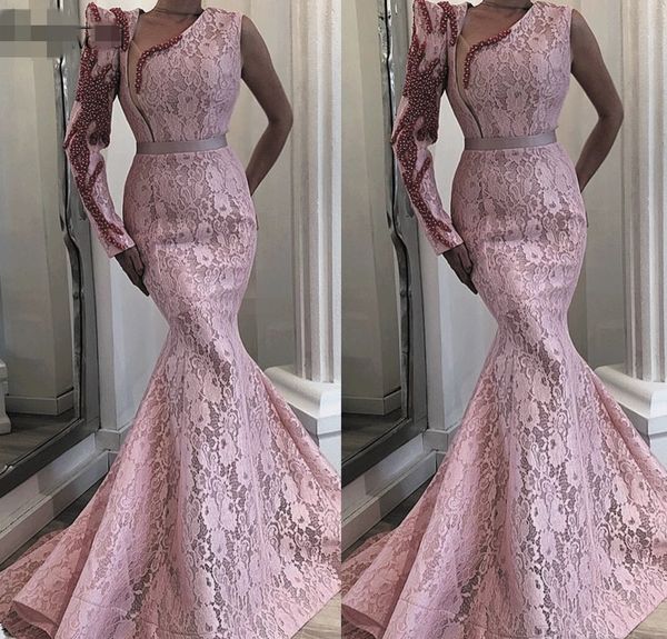 one shoulder pink muslim evening dresses long mermaid lace appliqué beaded lace elegant luxury dubai evening gowns 2020 prom dress, Black;red
one shoulder pink muslim evening dresses long mermaid lace appliqué beaded lace elegant luxury dubai evening gowns 2020 prom dress, Black;red