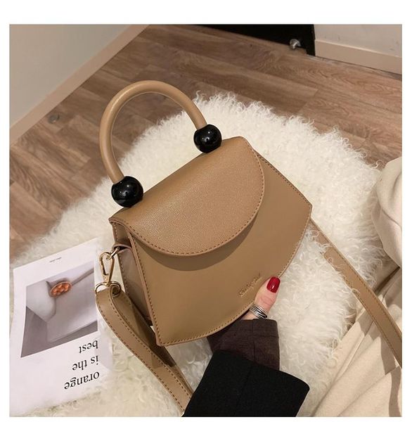 designer-saddle letters bags ladies shoulder bags purse female style striped cross body bags sac jichuan wanggong /1
designer-saddle letters bags ladies shoulder bags purse female style striped cross body bags sac jichuan wanggong /1