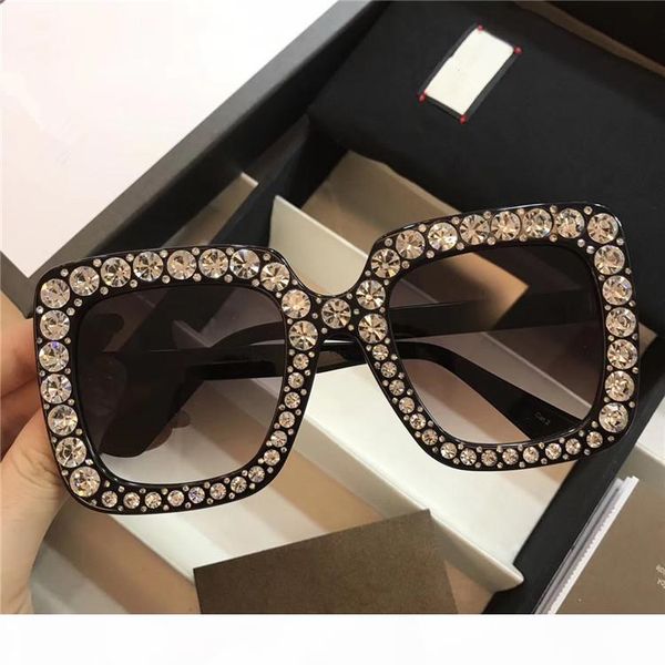 fashion italy brand luxury sunglasses women lady 0148 design with diamond large frame sun glasses come with original box, White;black
fashion italy brand luxury sunglasses women lady 0148 design with diamond large frame sun glasses come with original box, White;black