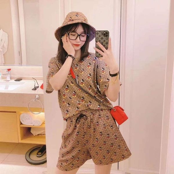 short-sleeved casual sportswear suit for women 2020 summer new large size loose sportswear shortsshorts and shorts fashion two-piece suit fw, Gray
short-sleeved casual sportswear suit for women 2020 summer new large size loose sportswear shortsshorts and shorts fashion two-piece suit fw, Gray
