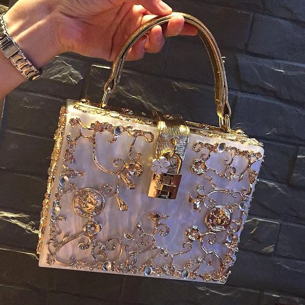 new- crossbody bag diamond metal flower handbags evening bags clutches crystal purse wallet
new- crossbody bag diamond metal flower handbags evening bags clutches crystal purse wallet