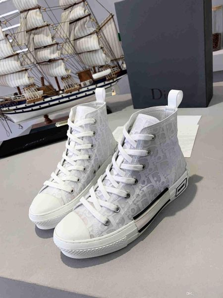 2020 new men's and women's casual sports shoes, fashionable letter high-shoes. comfortable and breathableaa, Red;white
2020 new men's and women's casual sports shoes, fashionable letter high-shoes. comfortable and breathableaa, Red;white