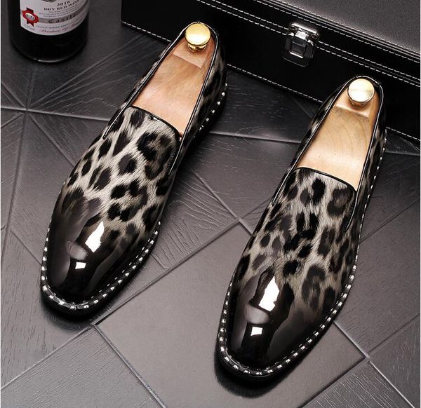 dress shoes super fashion patent leather men trend men's formal pointed toe oxfords business, Black
dress shoes super fashion patent leather men trend men's formal pointed toe oxfords business, Black
